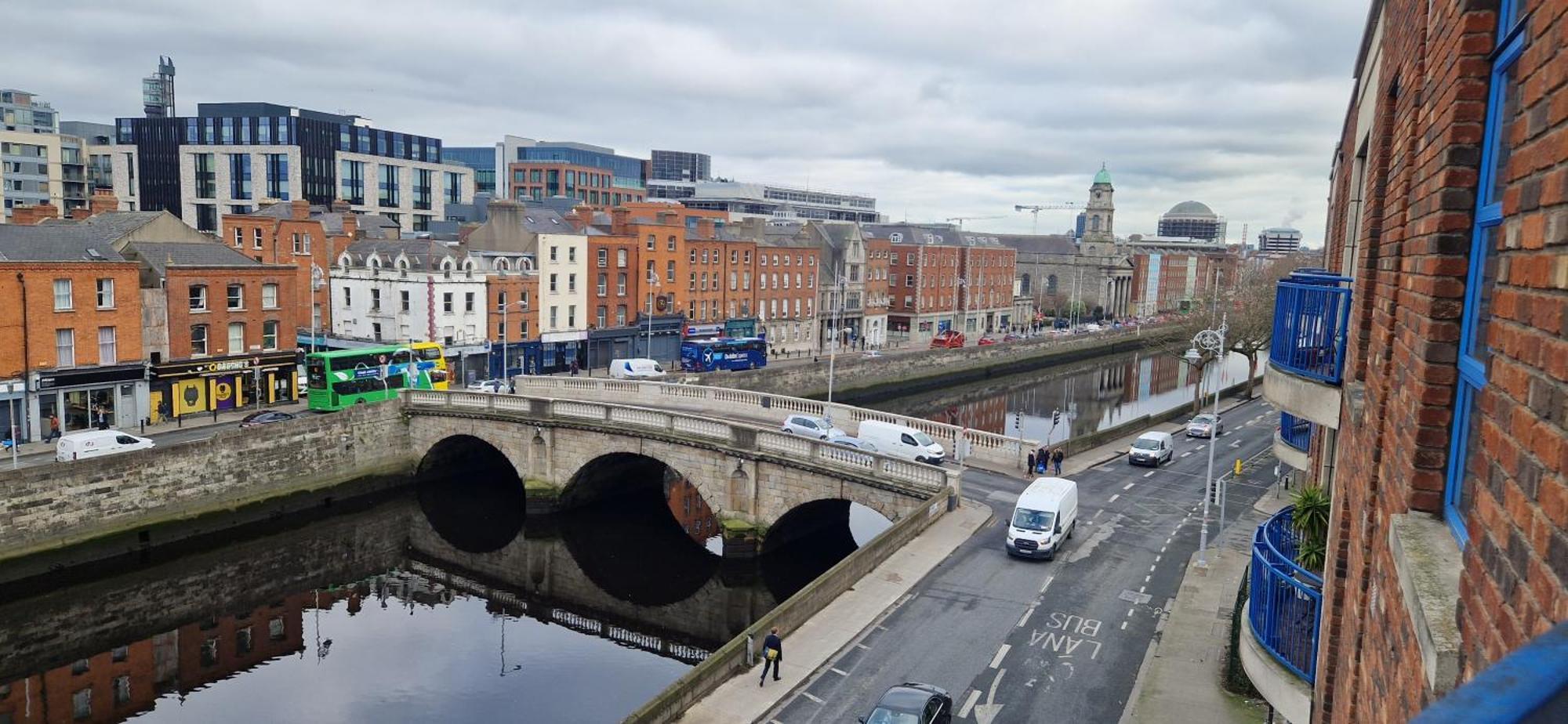 Riverside Duplex Walk To Temple Bar & Guinness'S 都柏林 外观 照片
